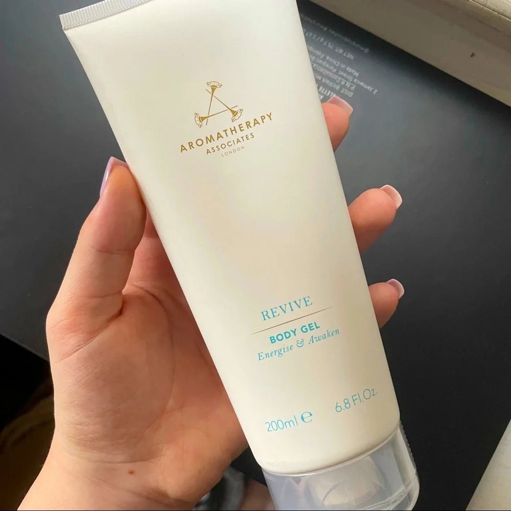 Aromatherapy Associates Revive Body Gel
